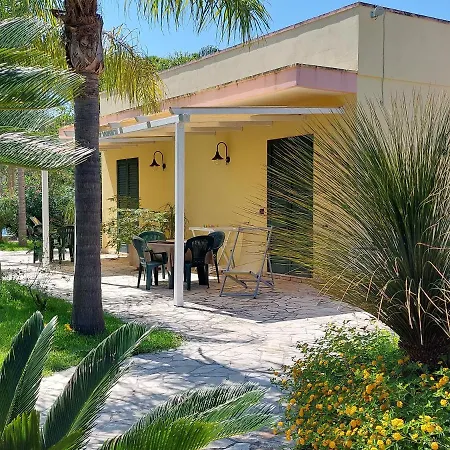 Masseria Aparthotel Torre dell'Orso