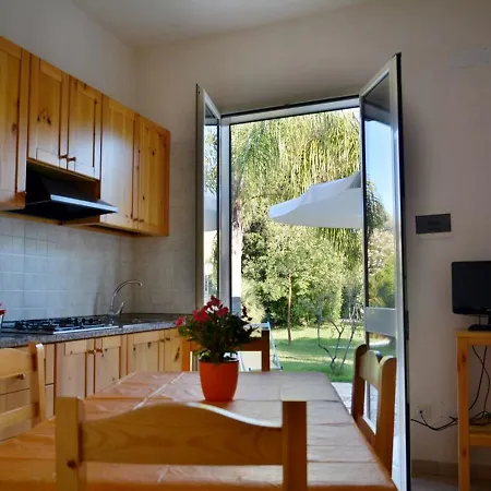 Apart-hotel Masseria Torre dell'Orso